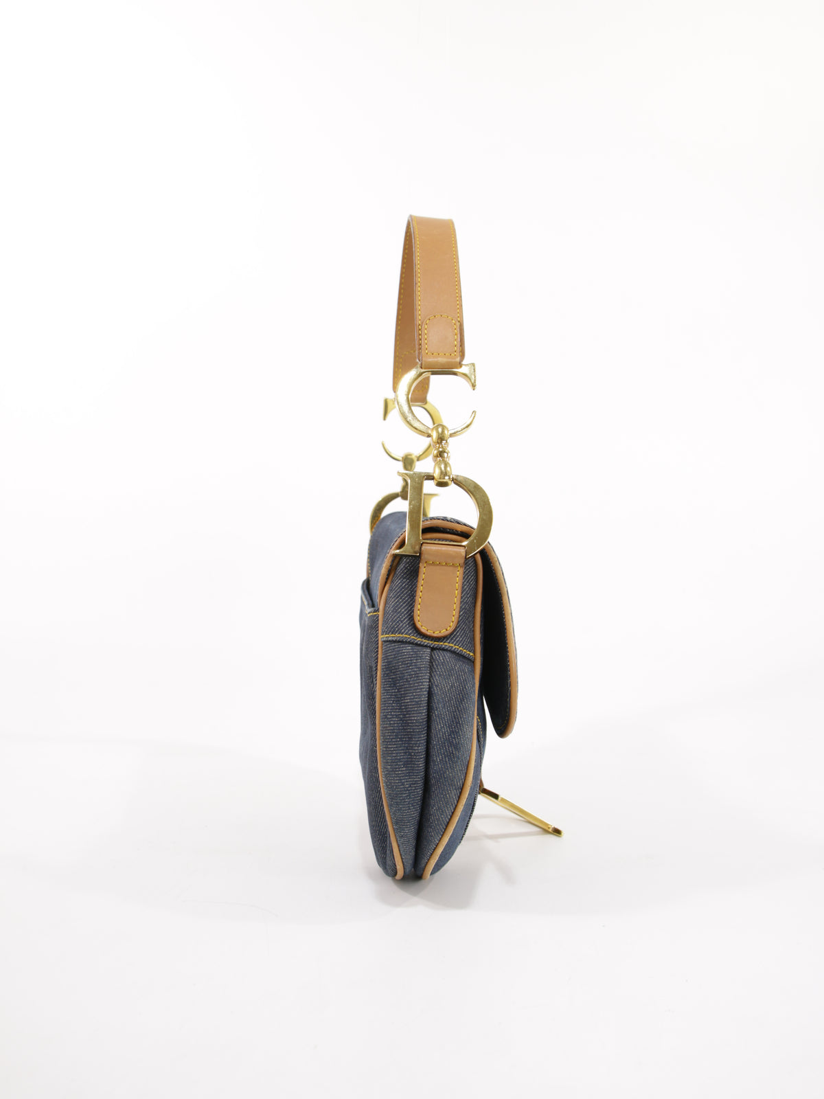 Saddle
