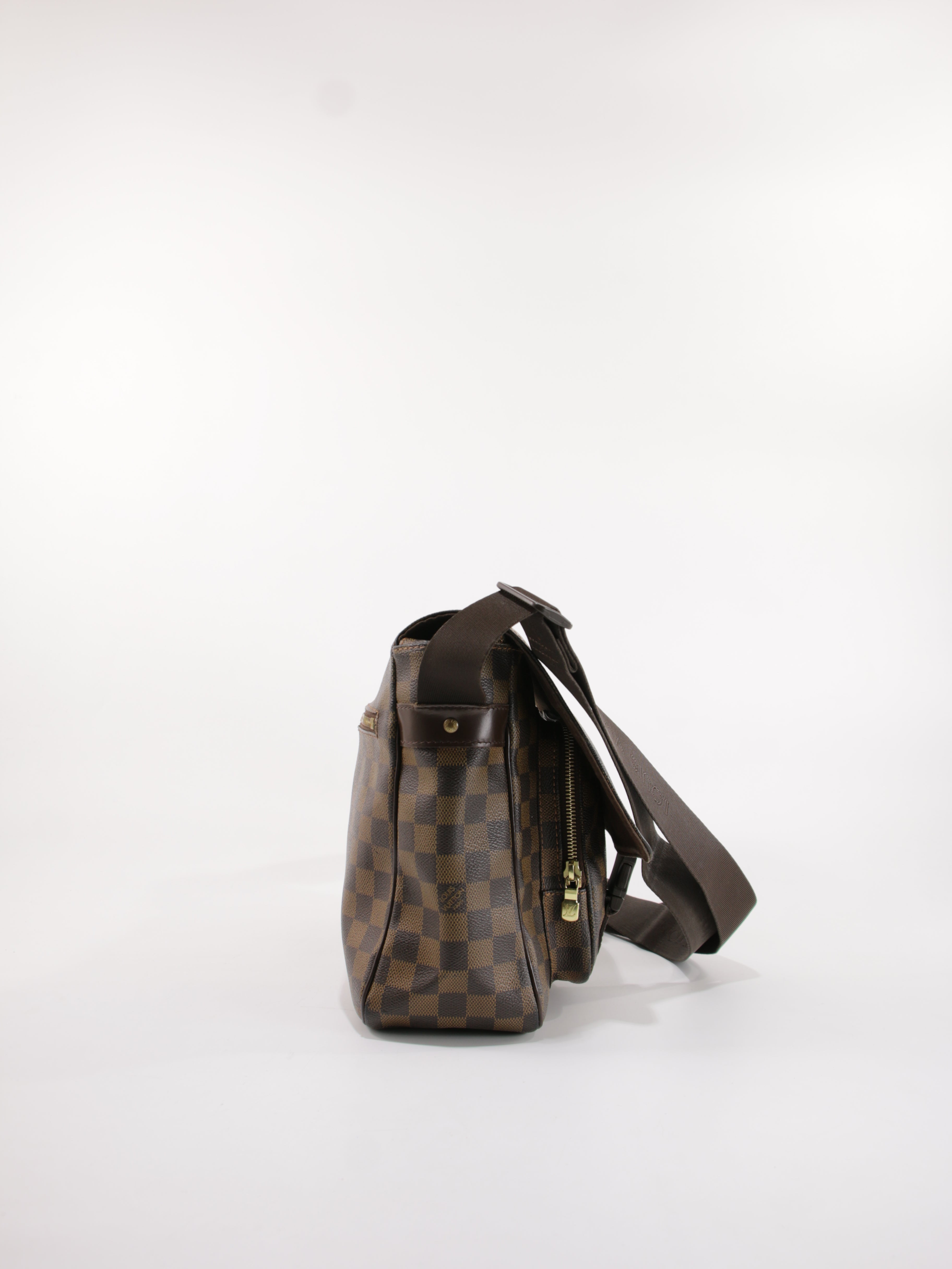 Reporter Melville PM