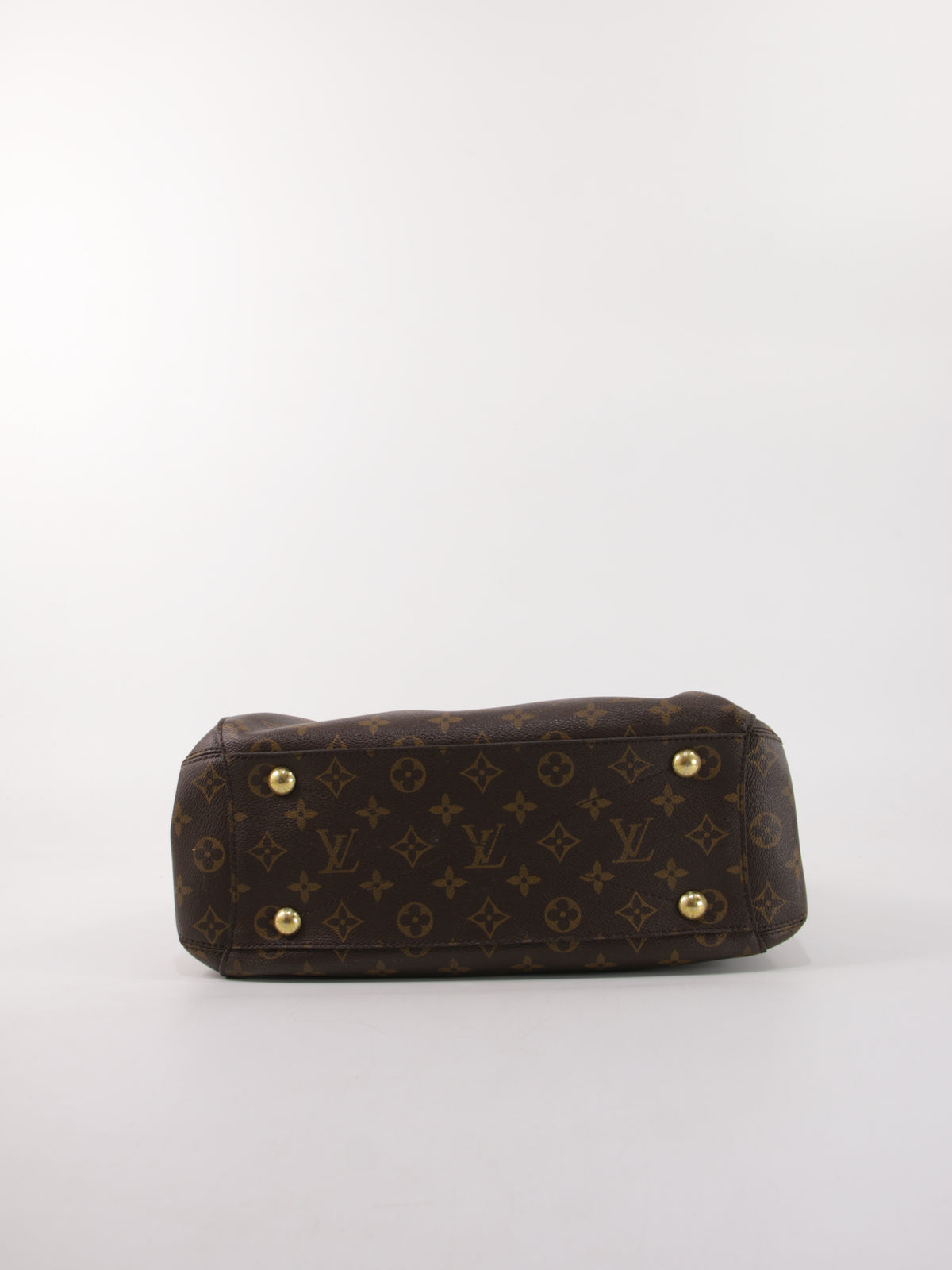 Louis Vuitton Montaigne MM