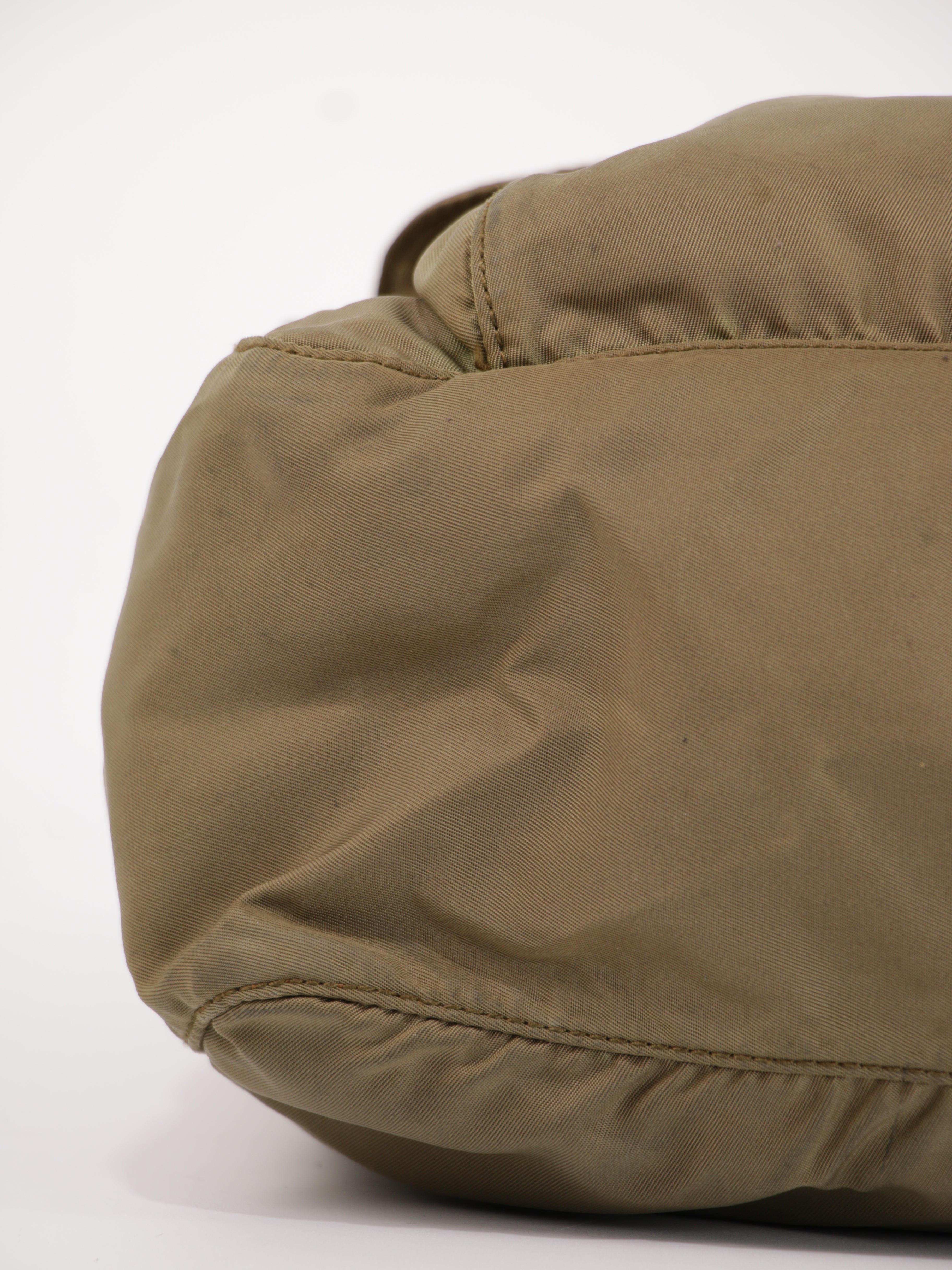 Single Buckle Messenger