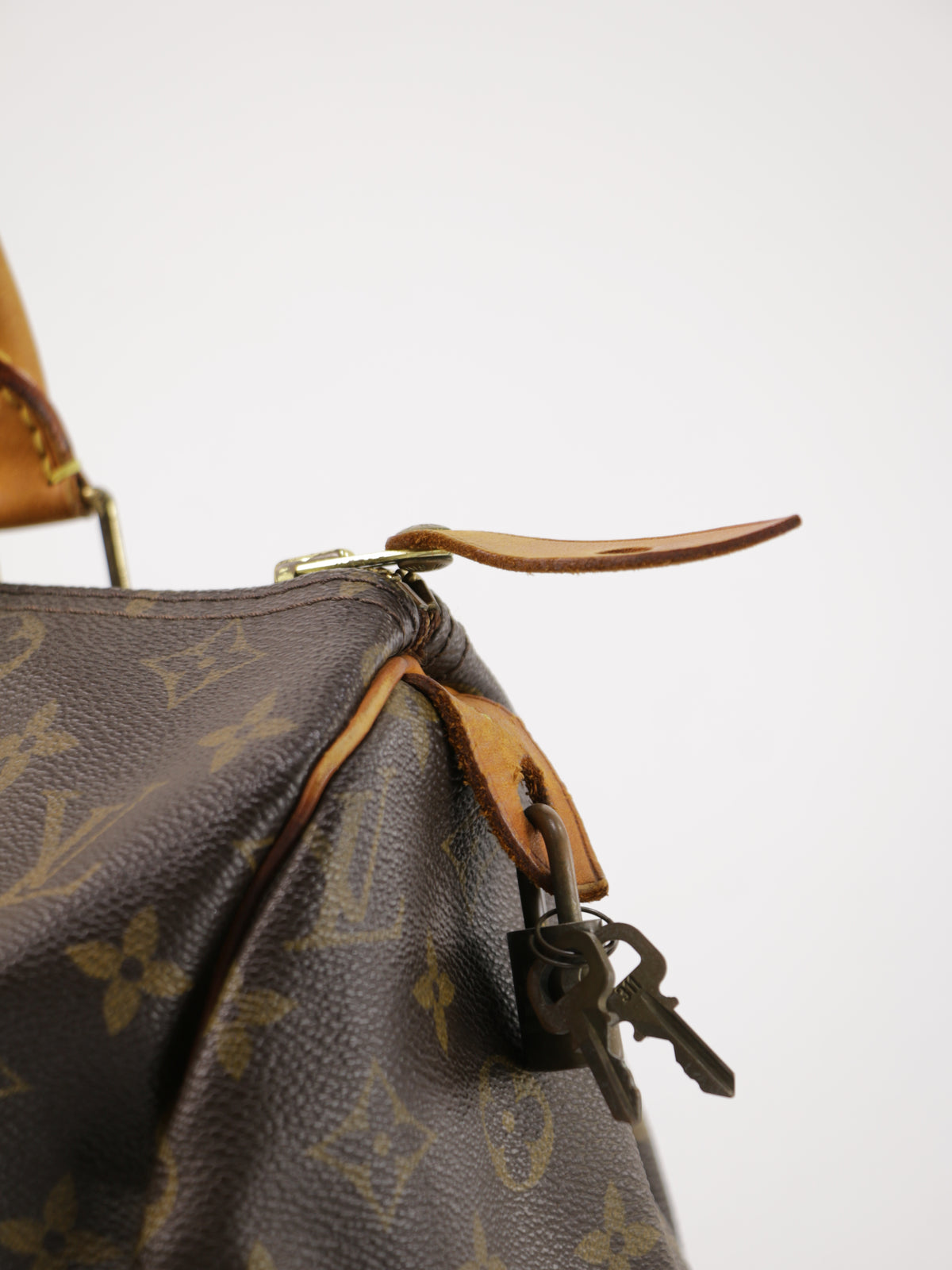 Louis Vuitton Speedy 30