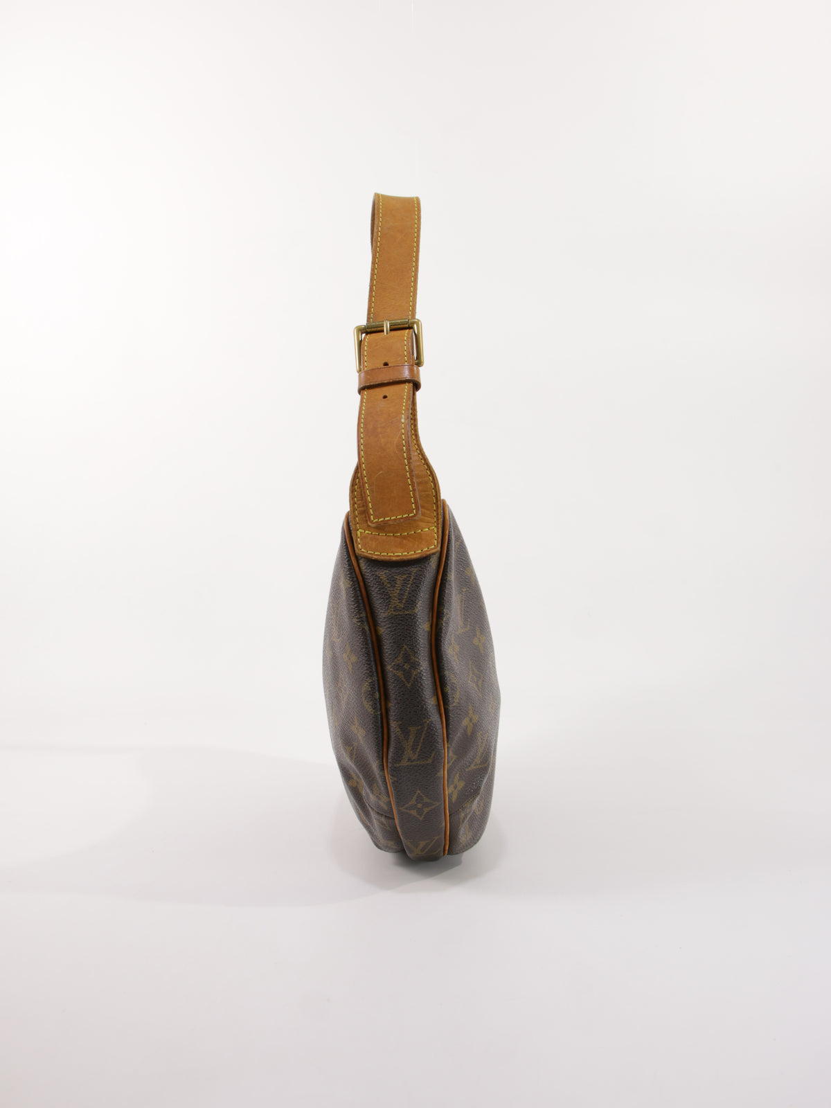 Louis Vuitton Croissant MM