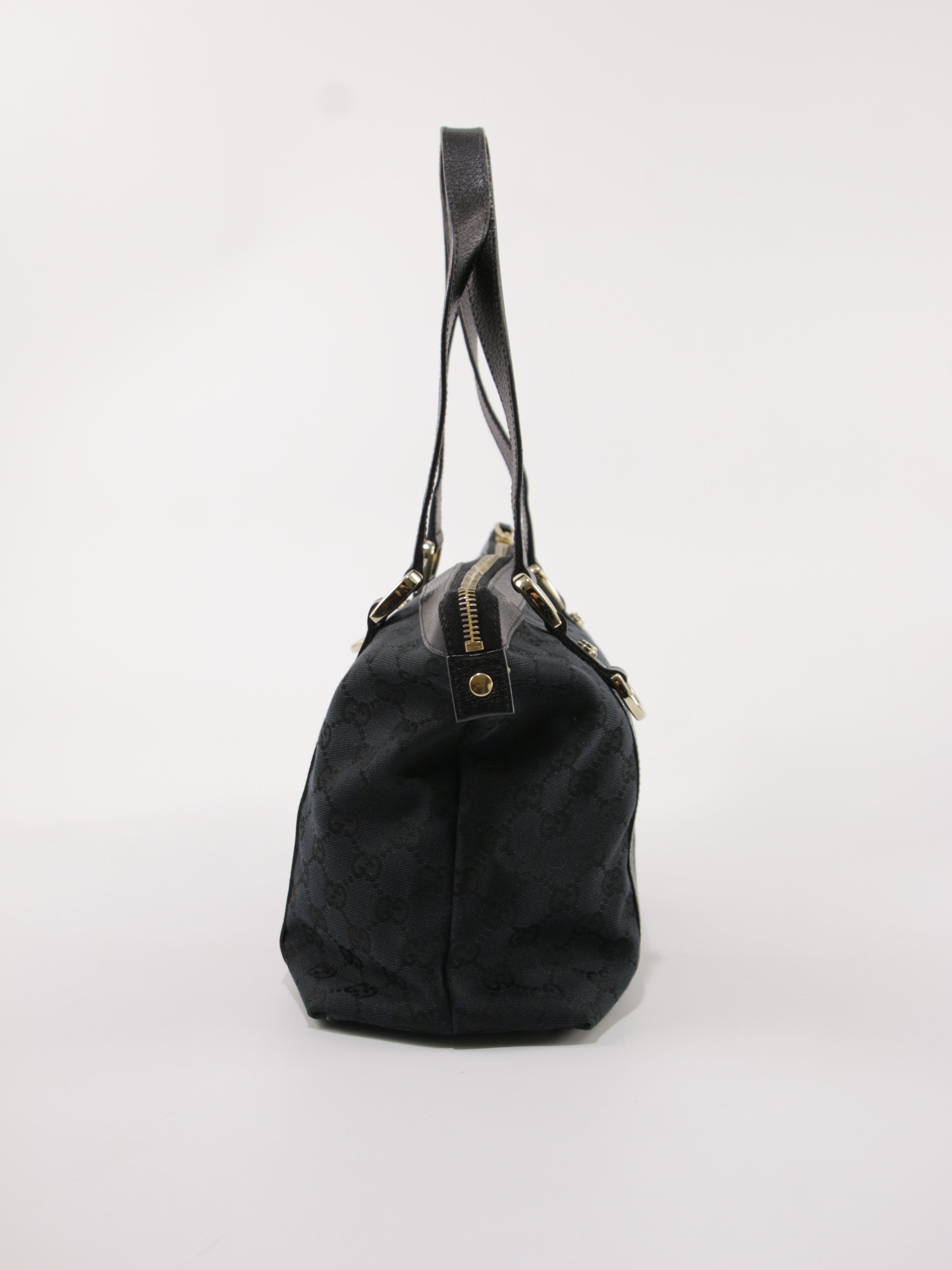 Abbey Zip Tote