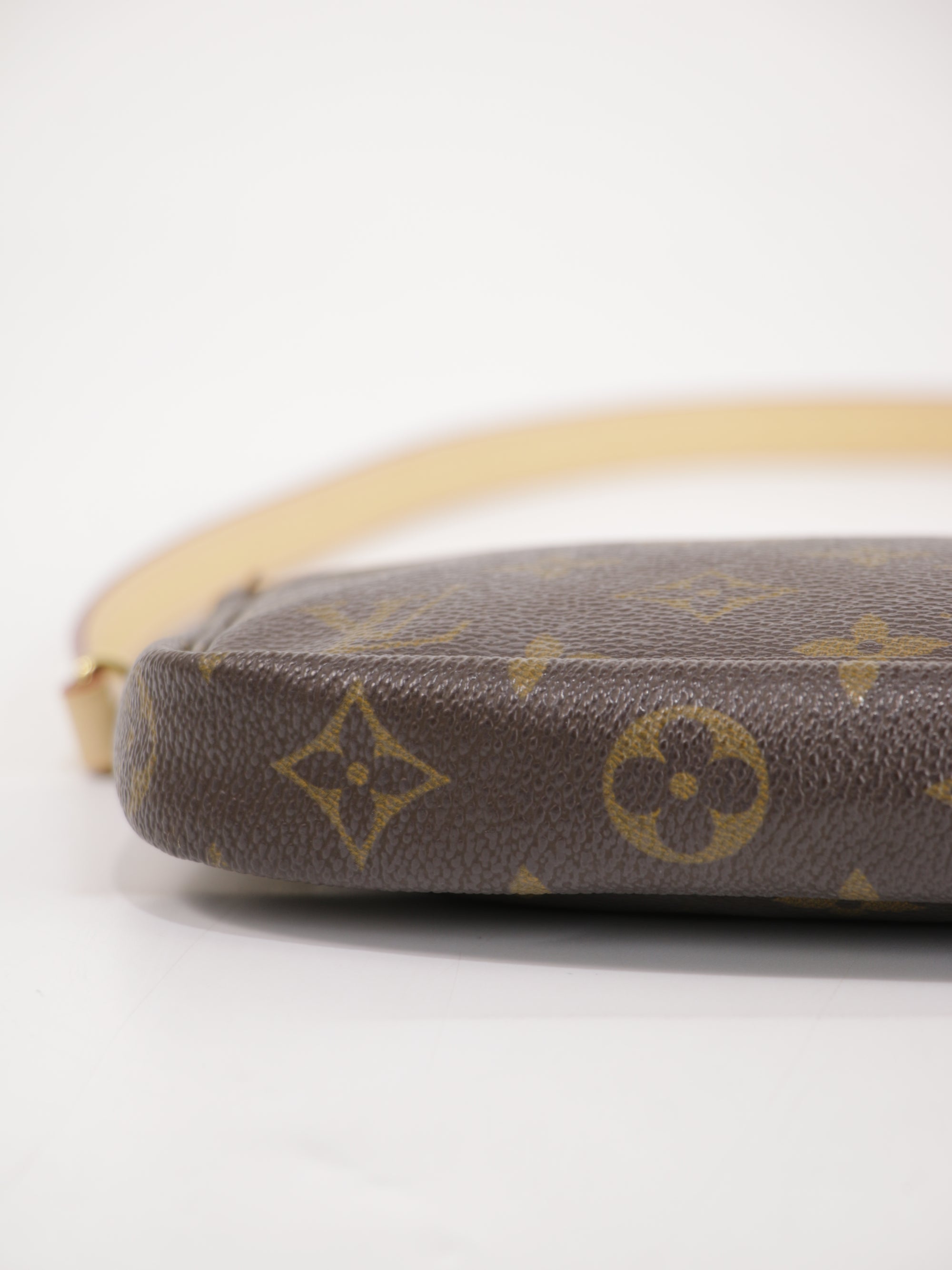 Accessories pochette