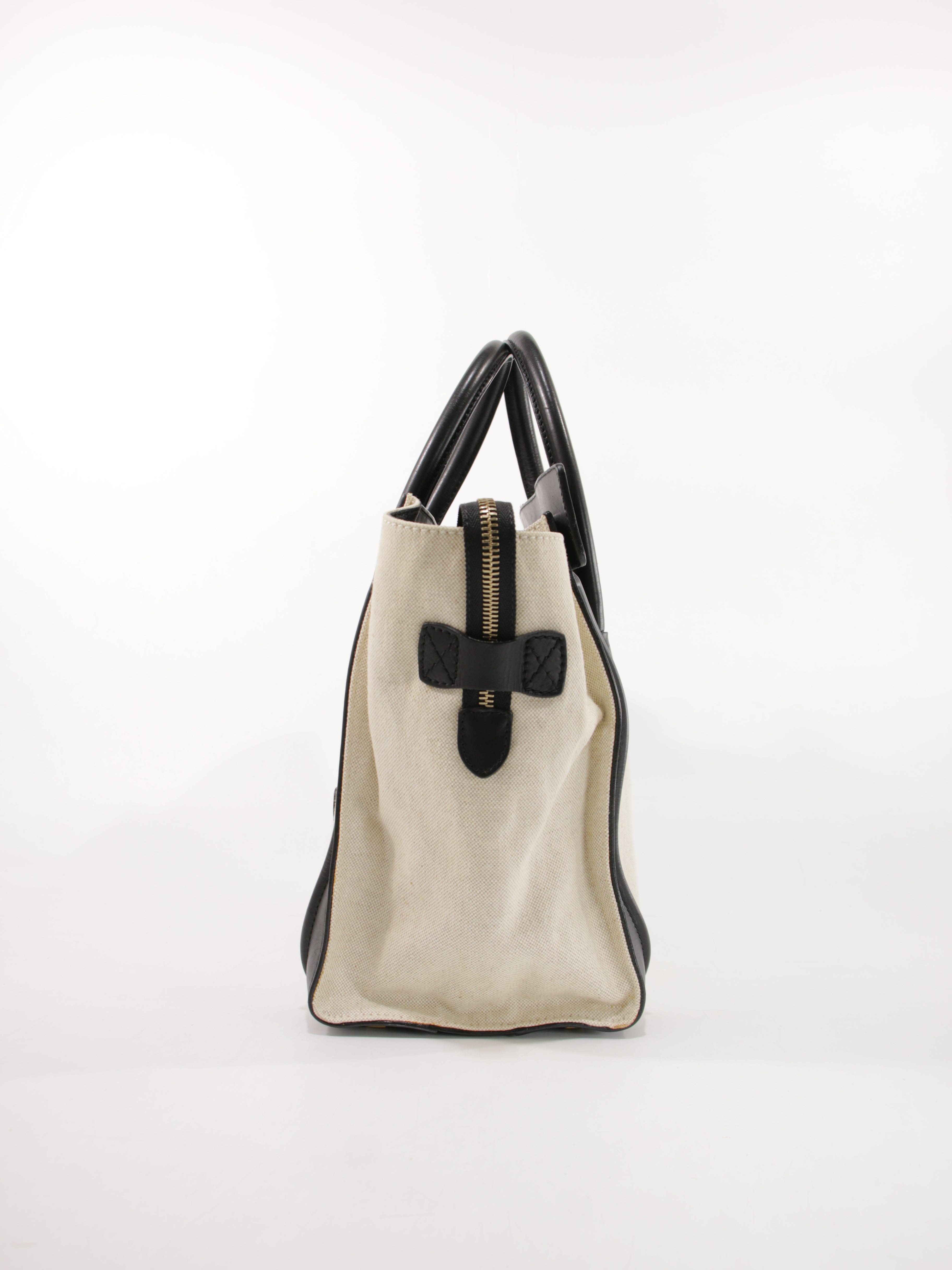 Medium Luggage