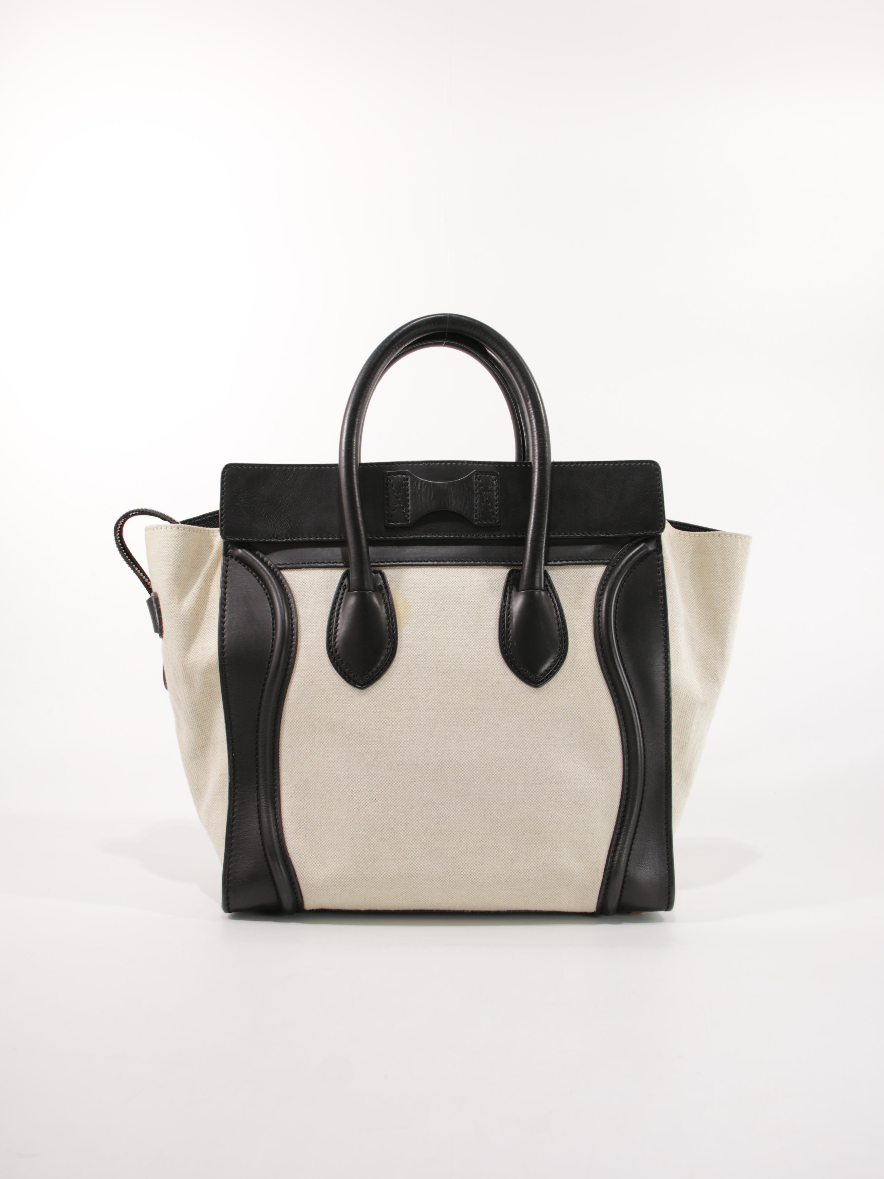 Medium Luggage