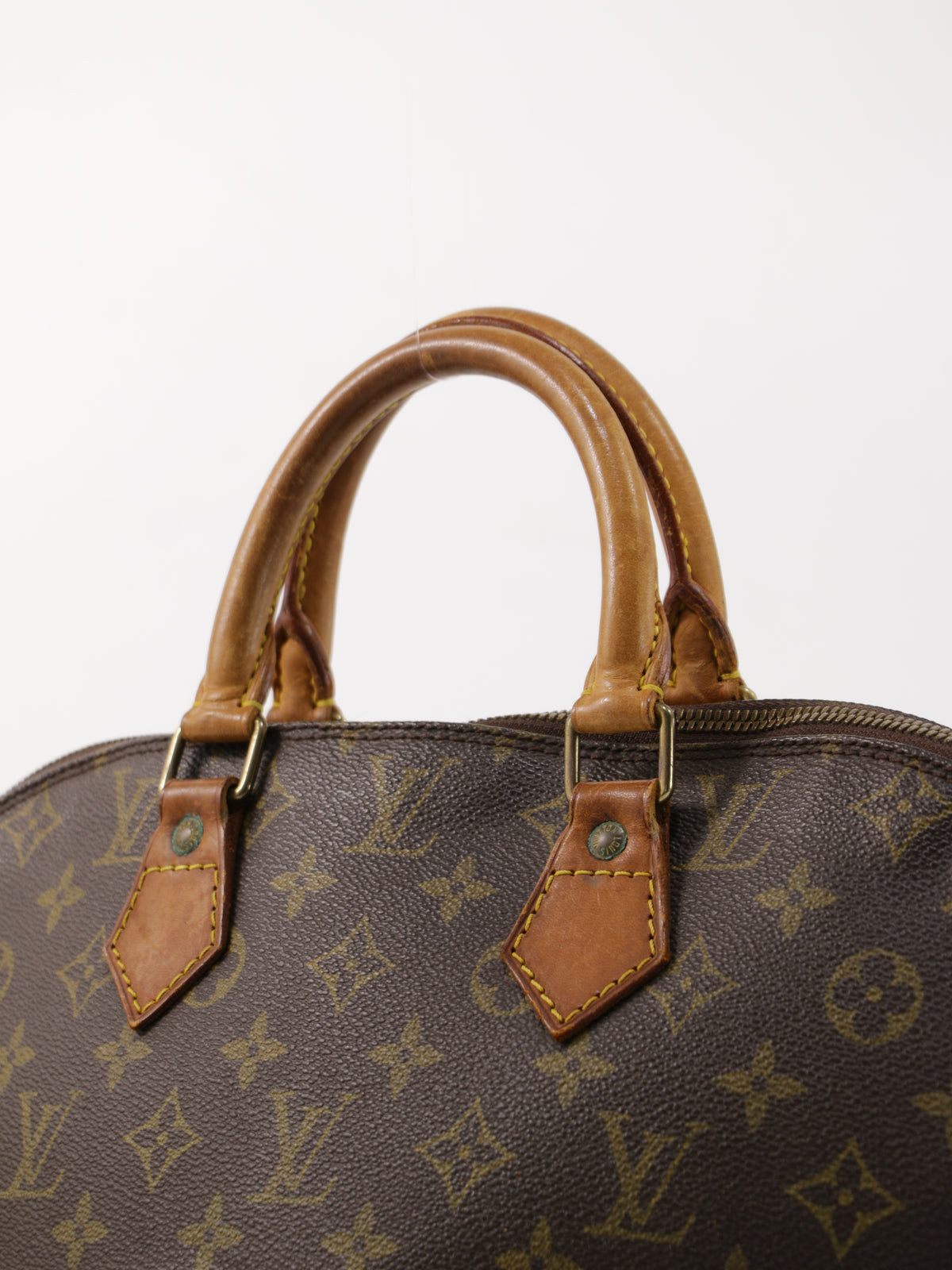 Louis Vuitton Alma PM