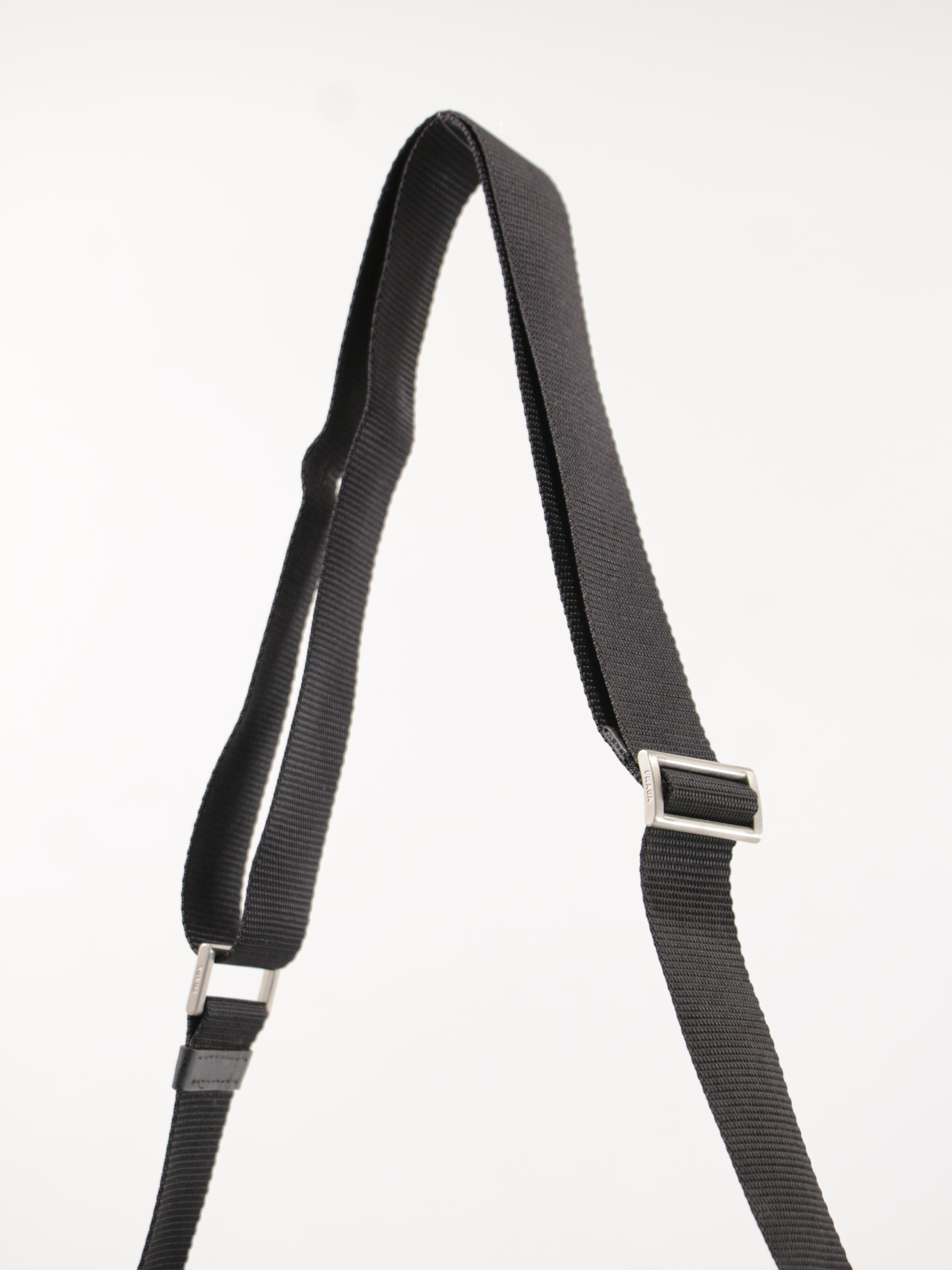 Single Buckle Messenger