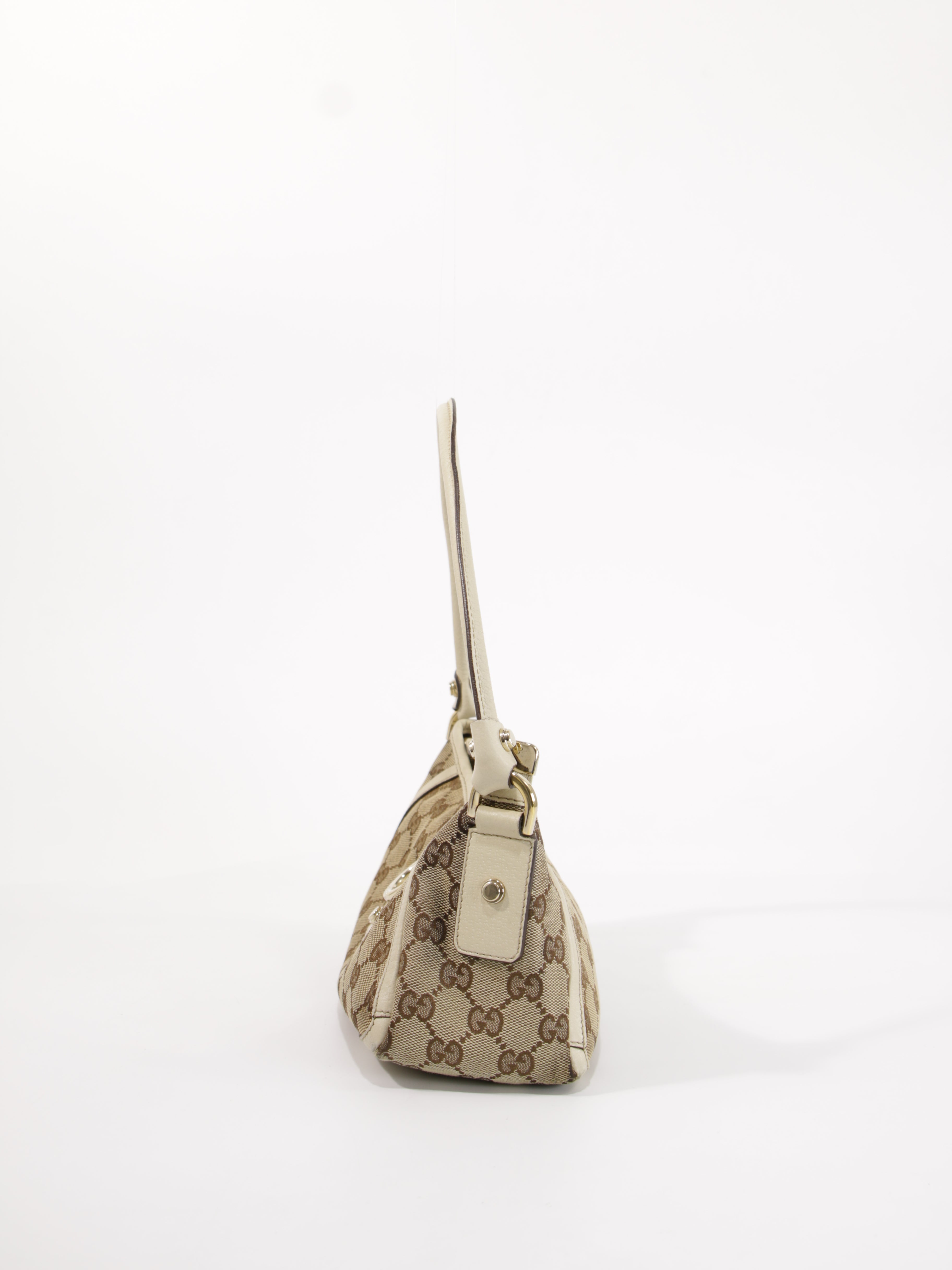 Abbey D-Ring Pochette