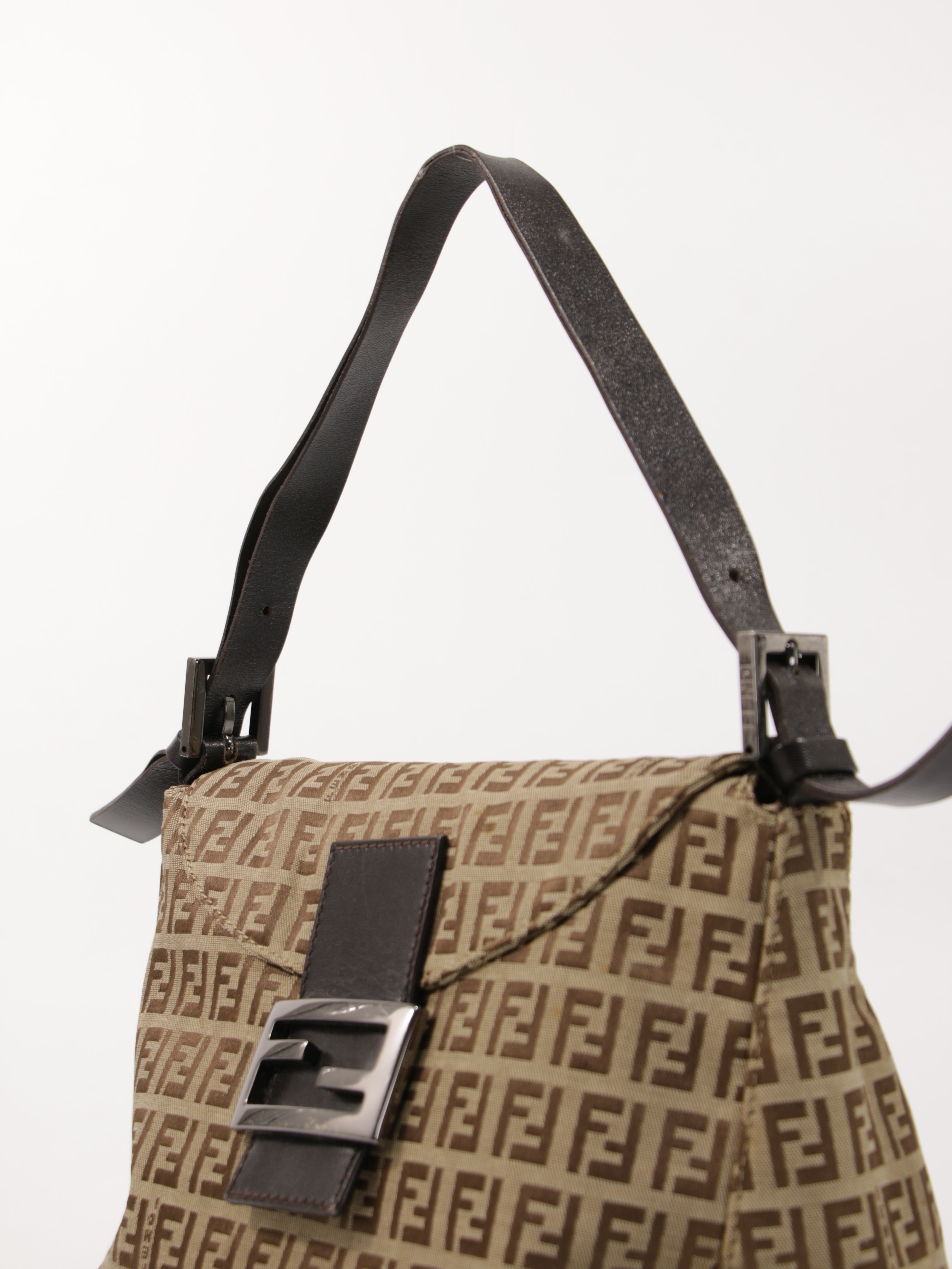 Double Flap Mamma
