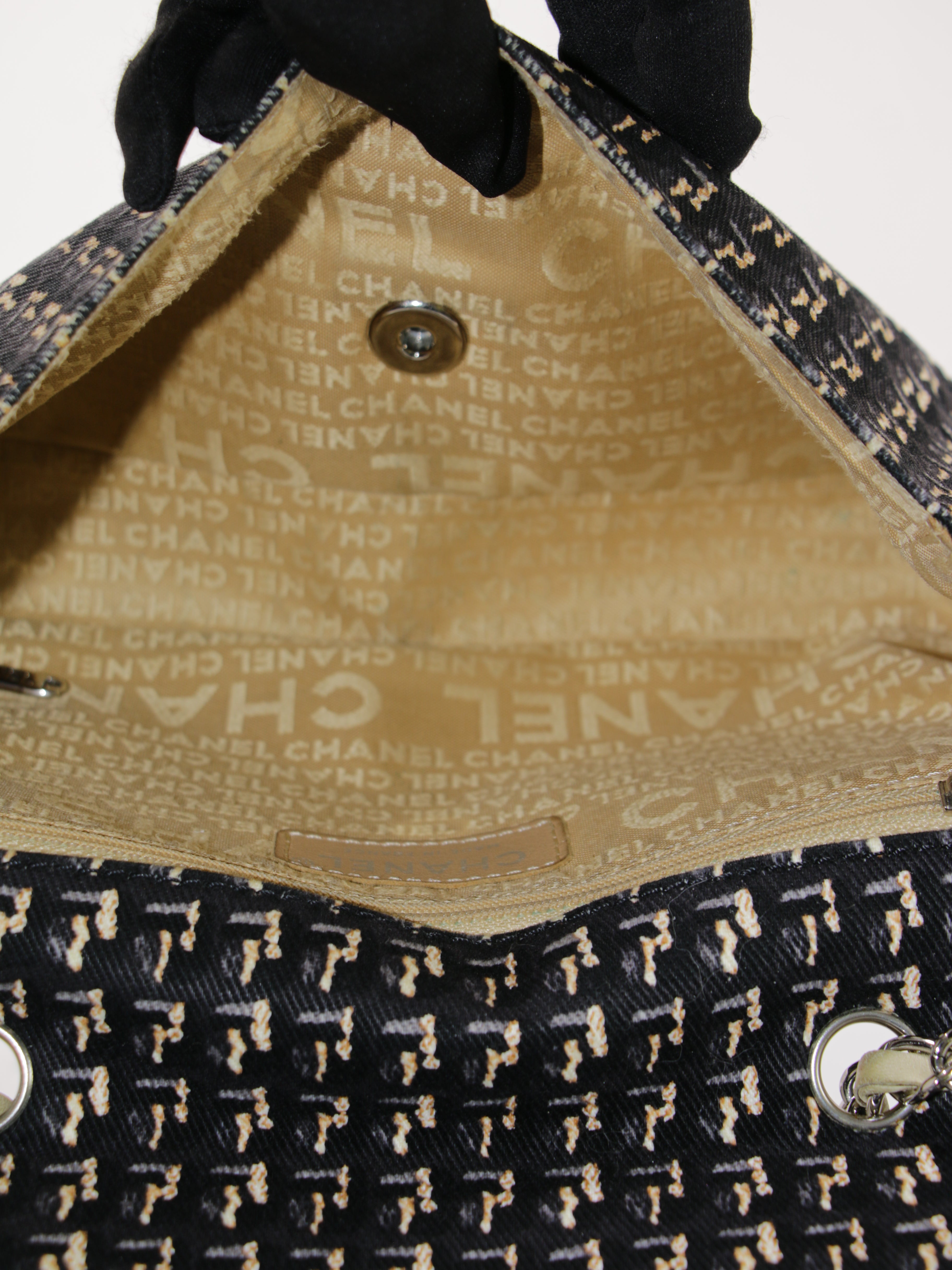 Medium Single Flap