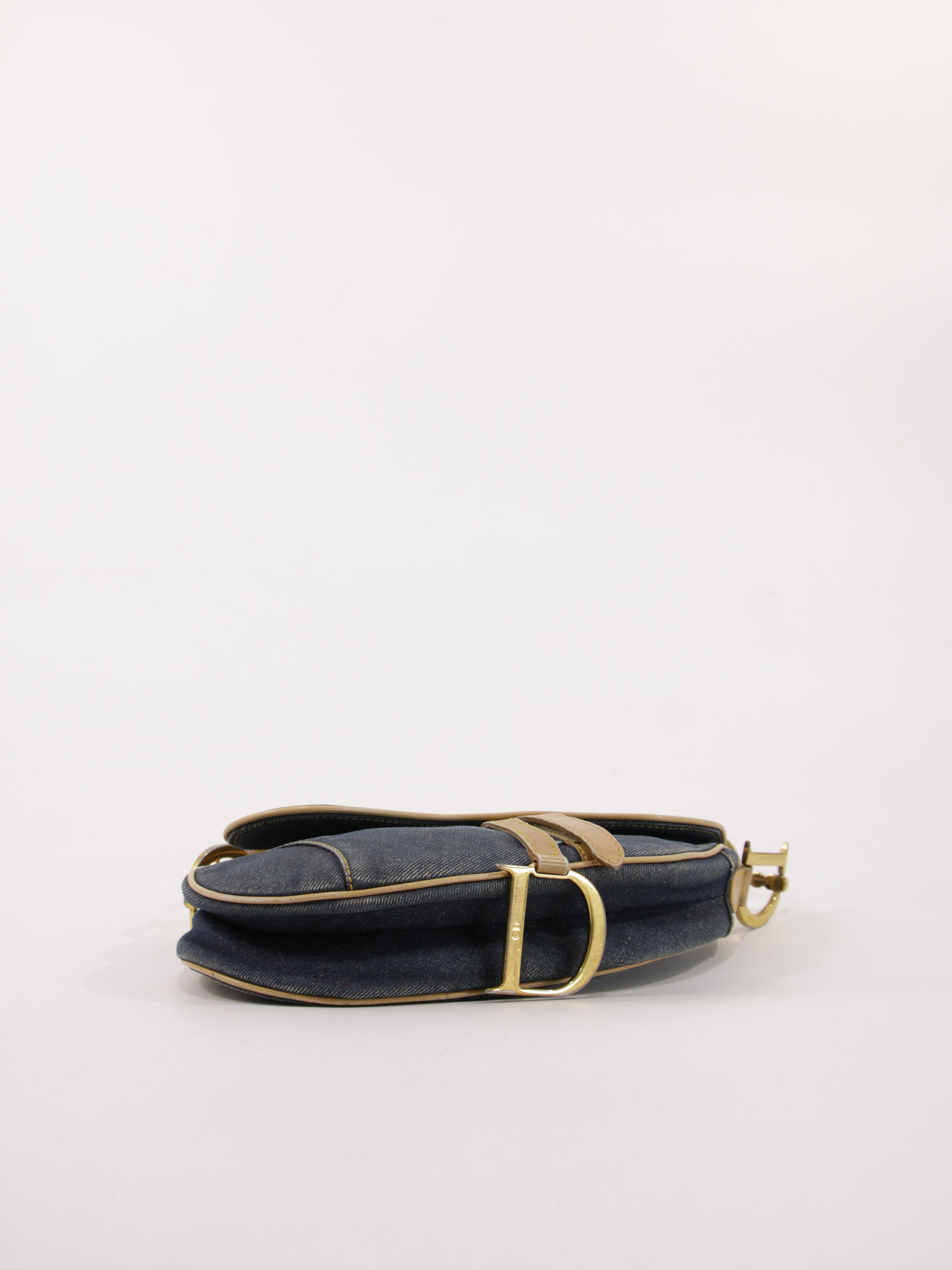 Saddle