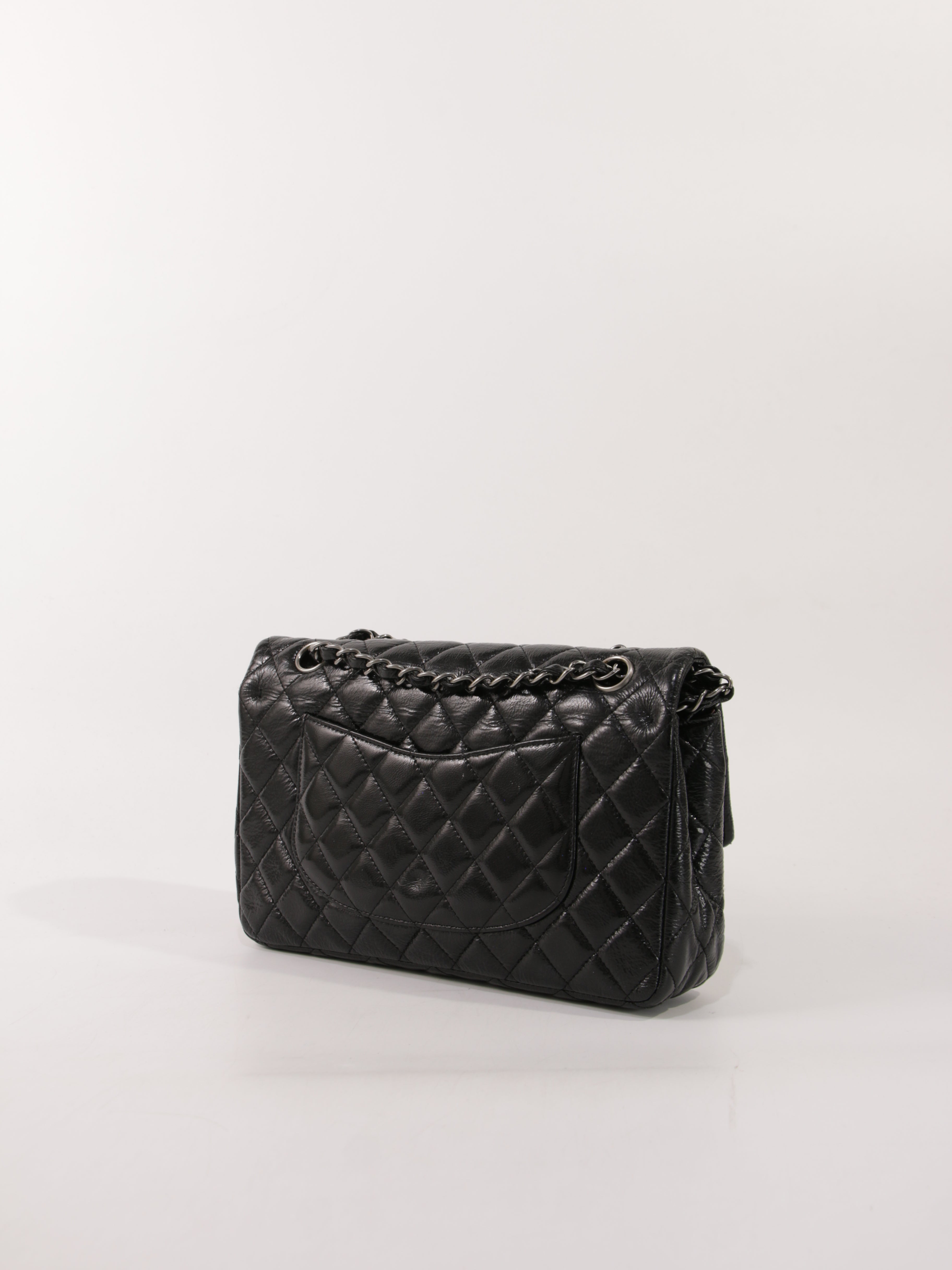 Medium Classic Flap
