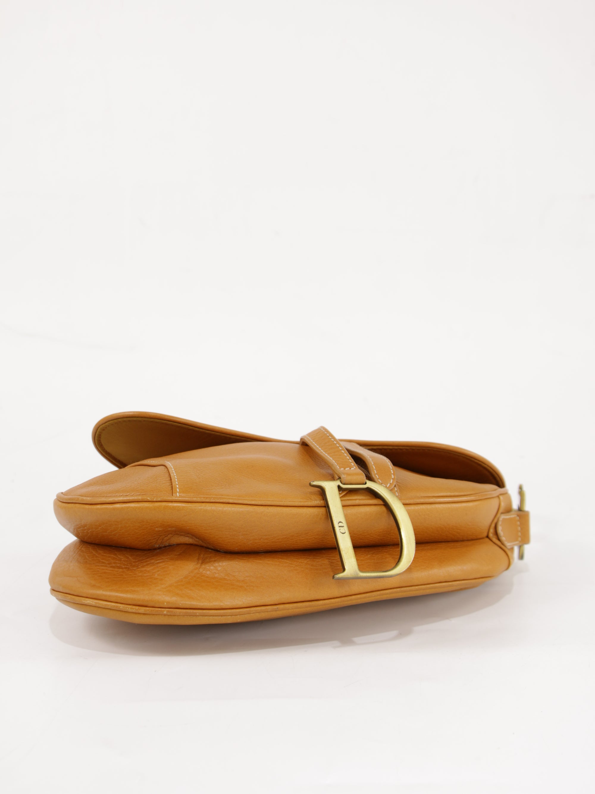 Saddle