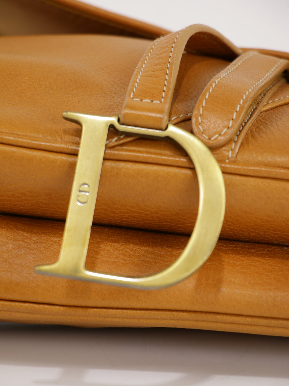Saddle