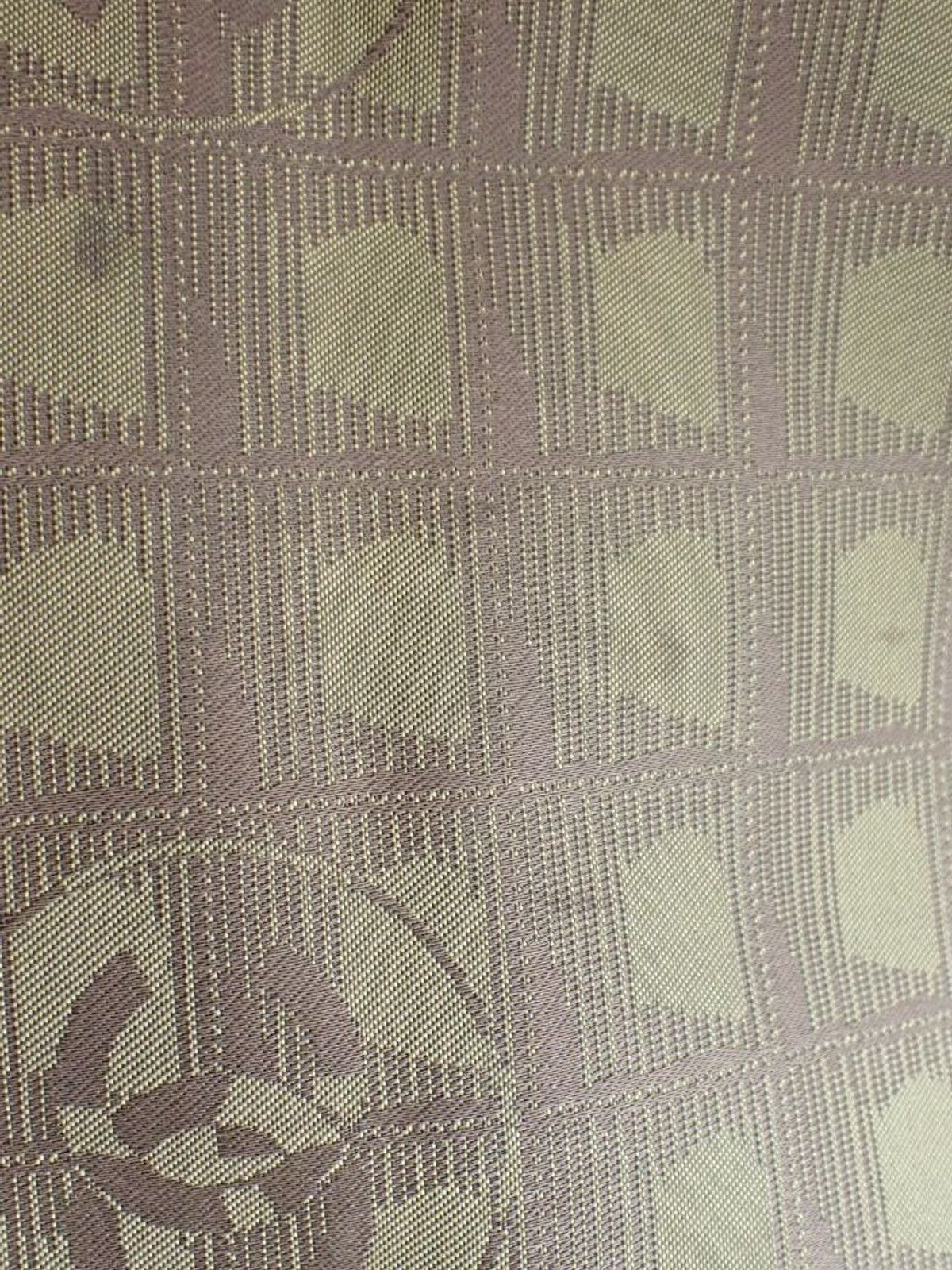 Medium New Travel Line Tote