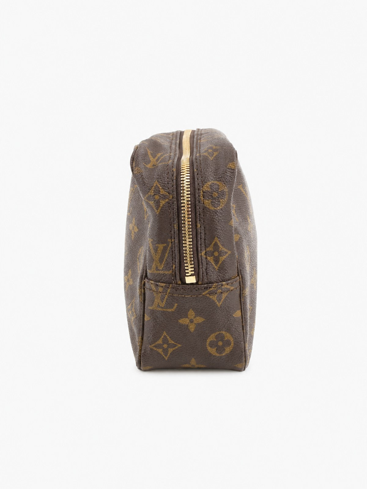 Cosmetic pouch