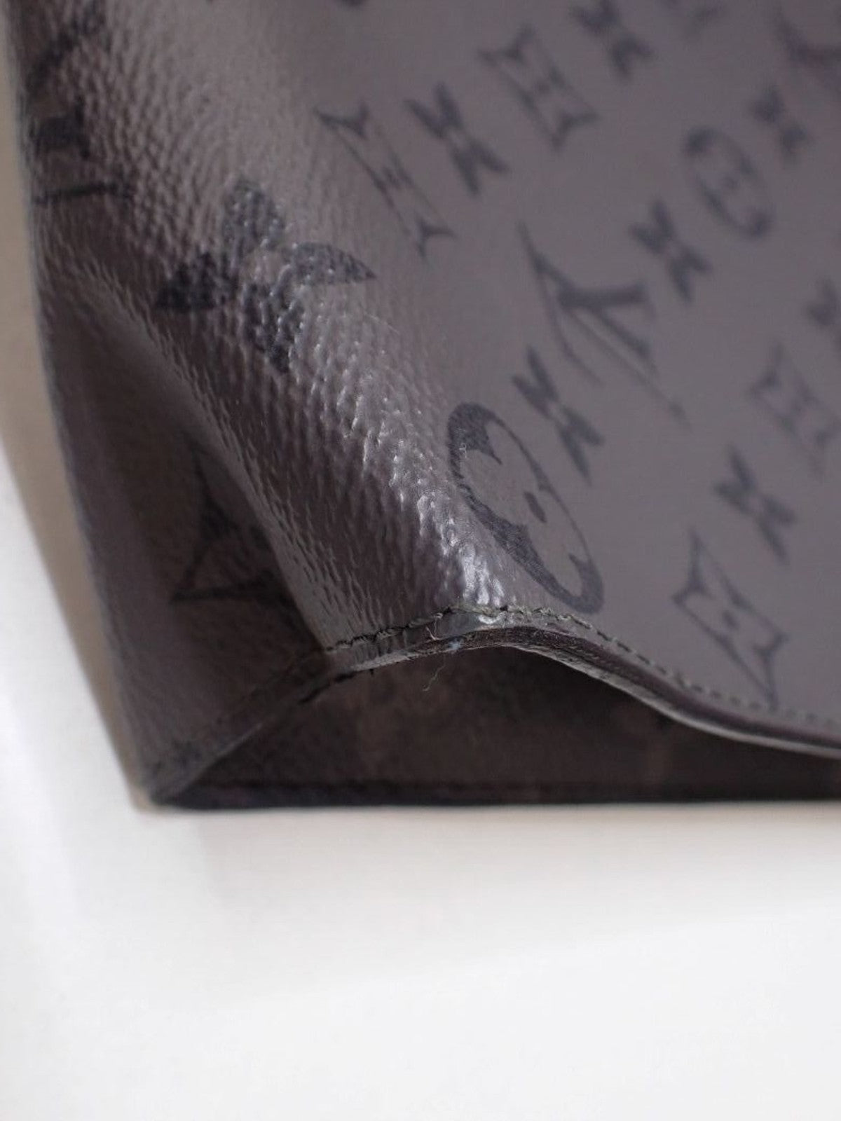 Louis Vuitton Pochette Voyage MM