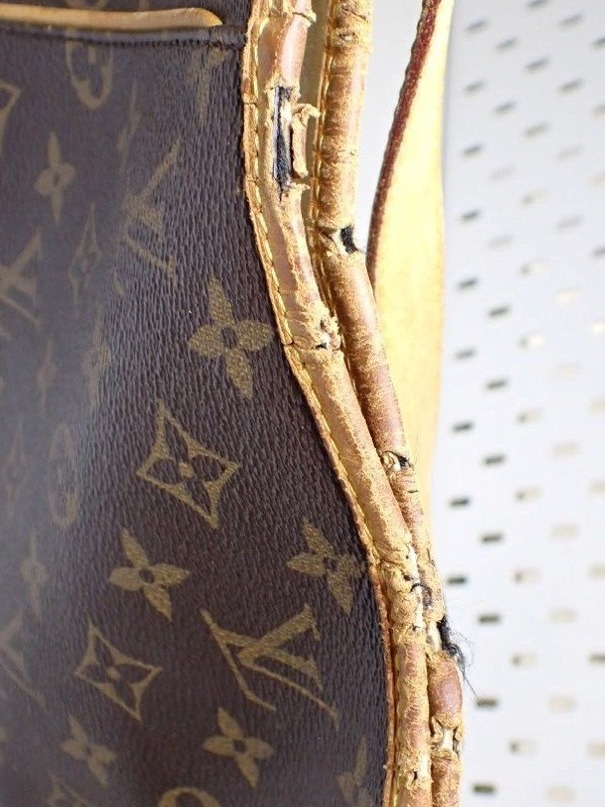 Louis Vuitton Galliera PM