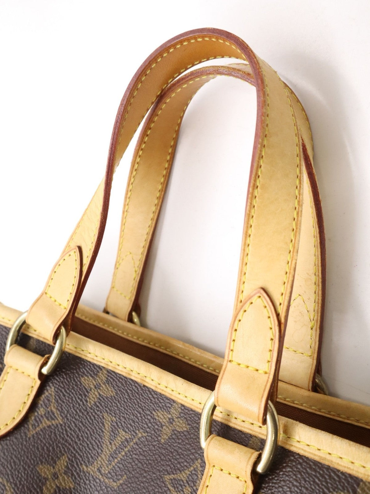 Louis Vuitton Batignolles Vertical PM