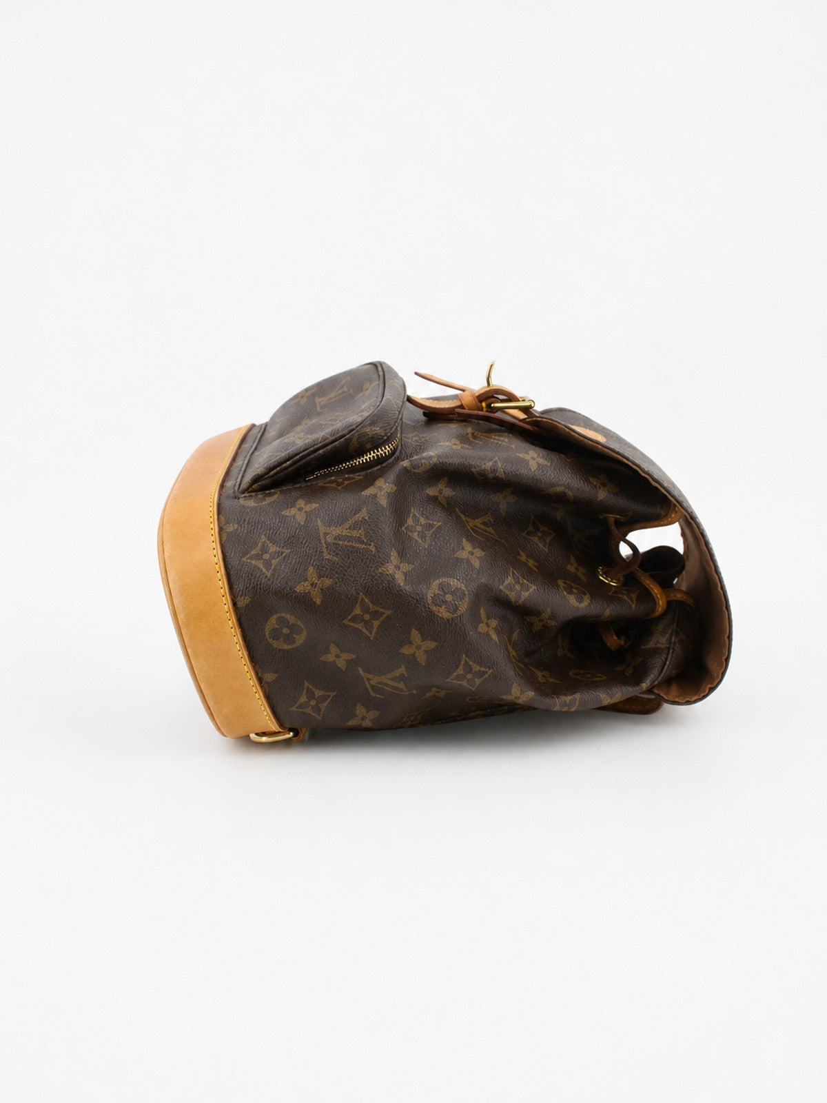 Louis Vuitton Montsouris MM