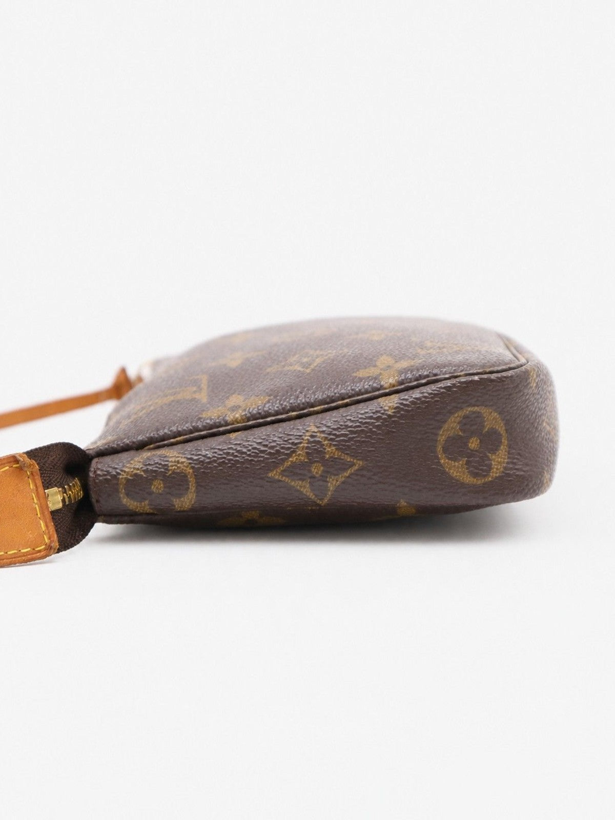 Louis Vuitton Accessories Pochette