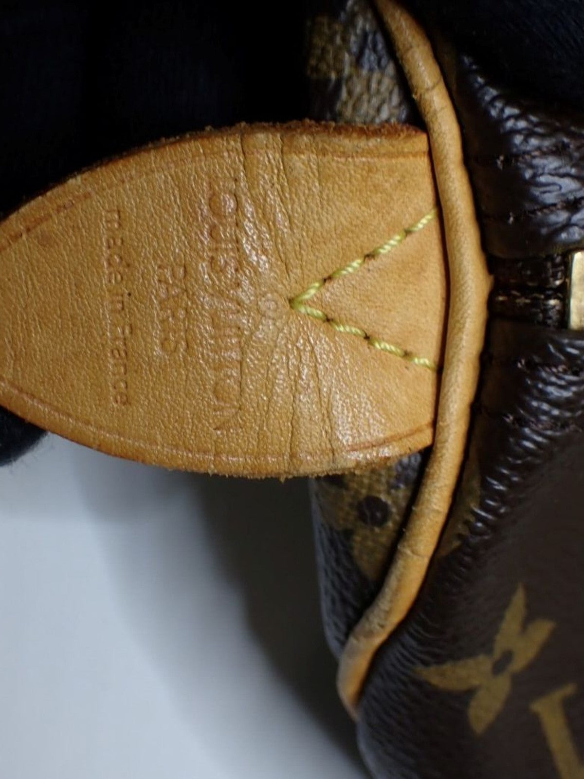 Louis Vuitton Speedy 30