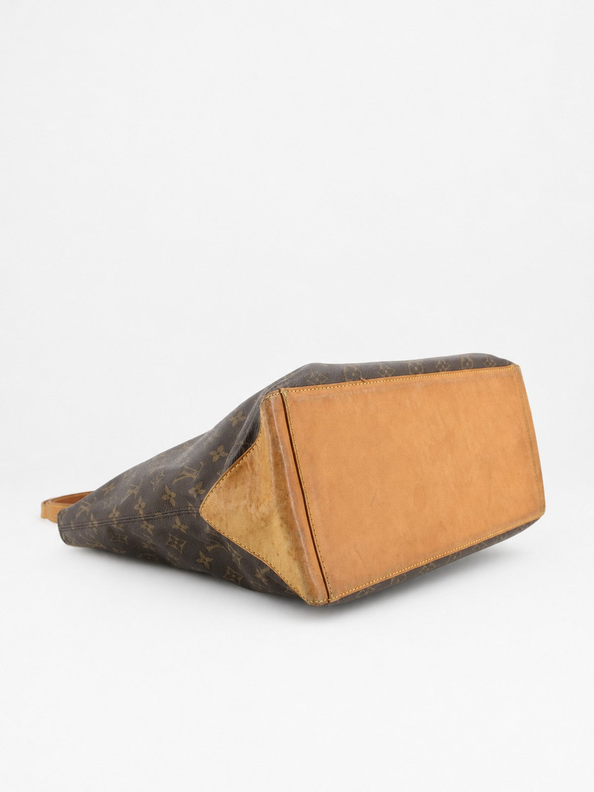 Louis Vuitton Cabas Mezzo
