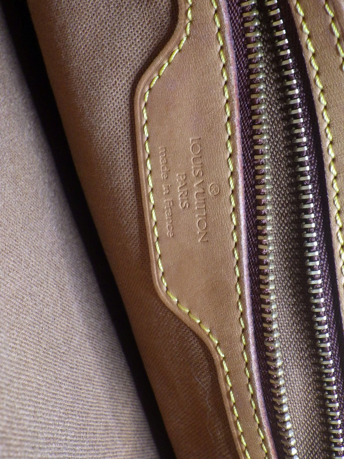 Louis Vuitton Cabas Mezzo