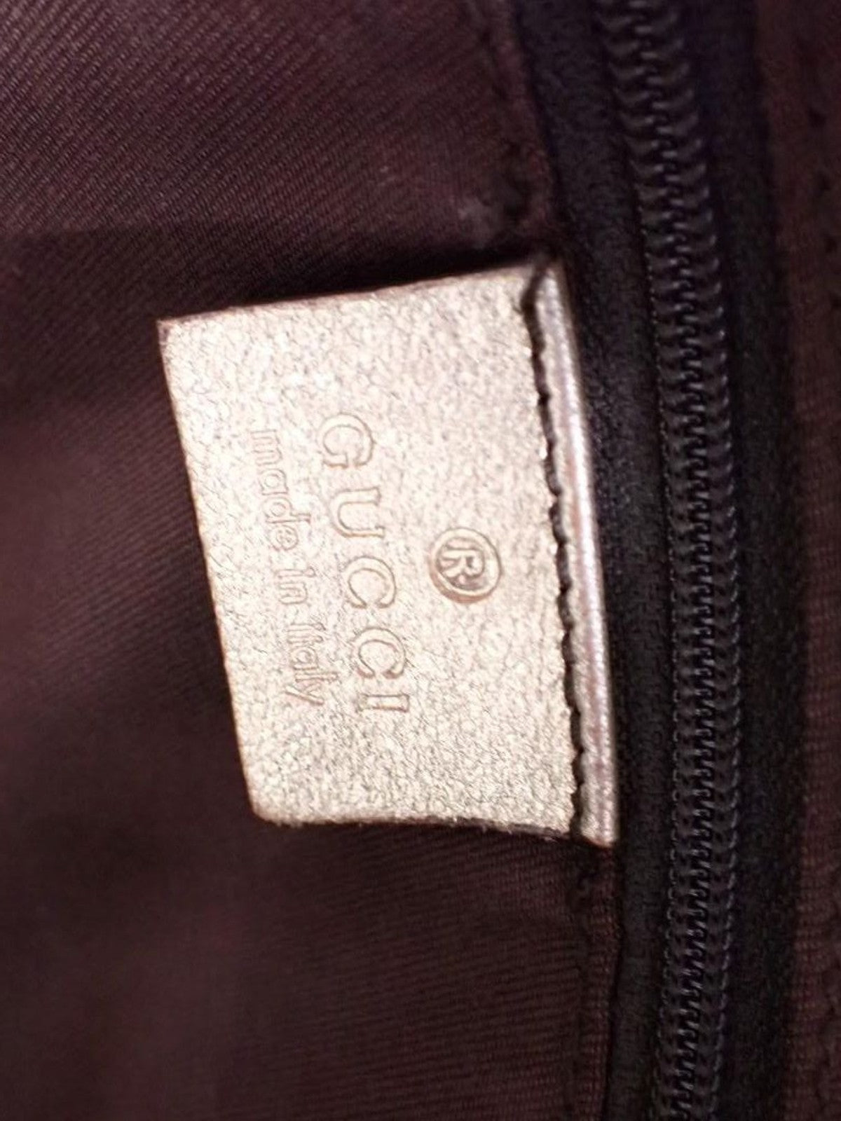Gucci Abbey D-Ring Large