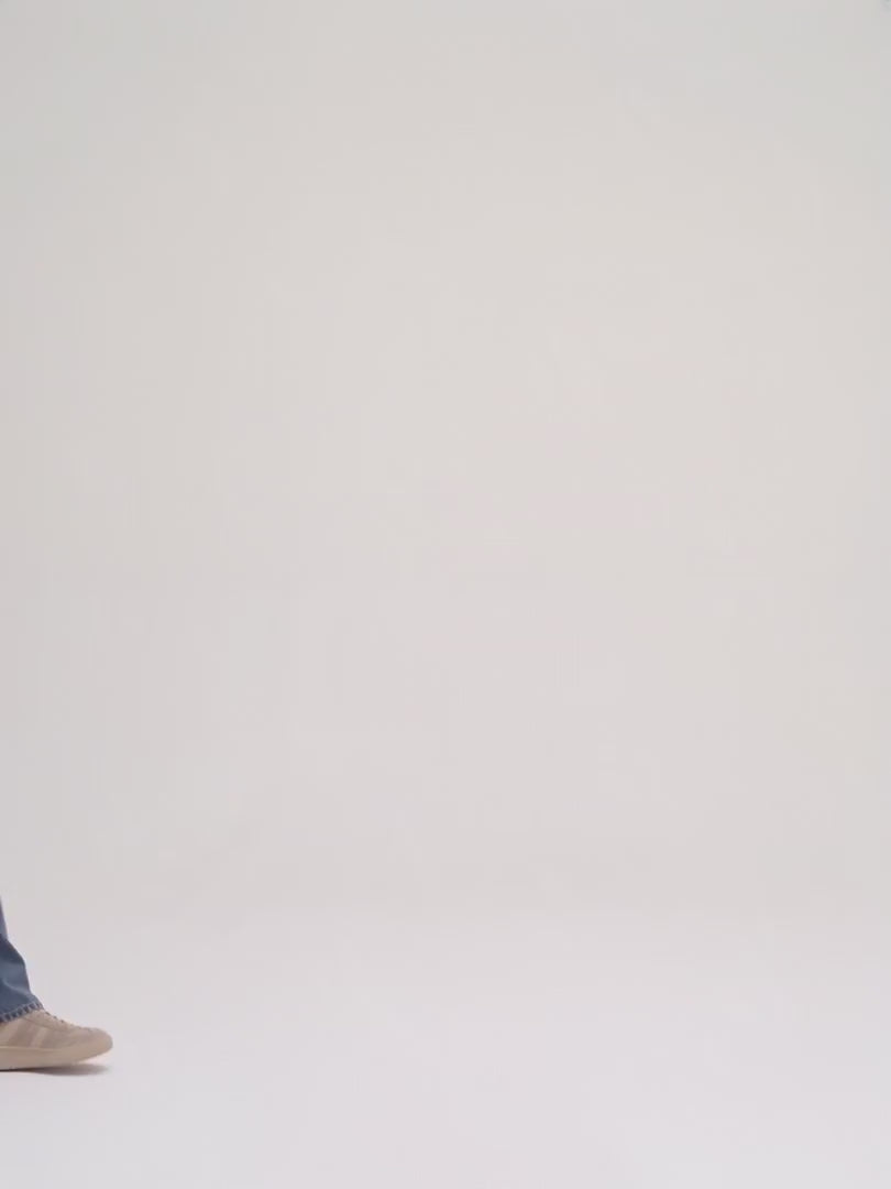 Ladda video: Gucci Abbey D-Ring Large