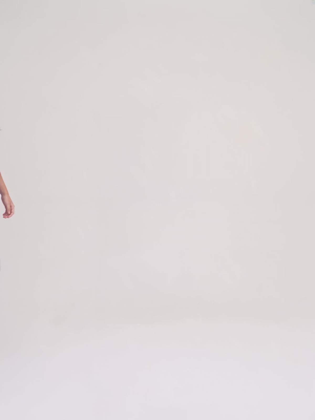 Ladda video: Louis Vuitton - Josephine PM