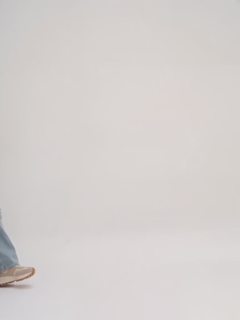 Ladda video: Louis Vuitton Galliera PM