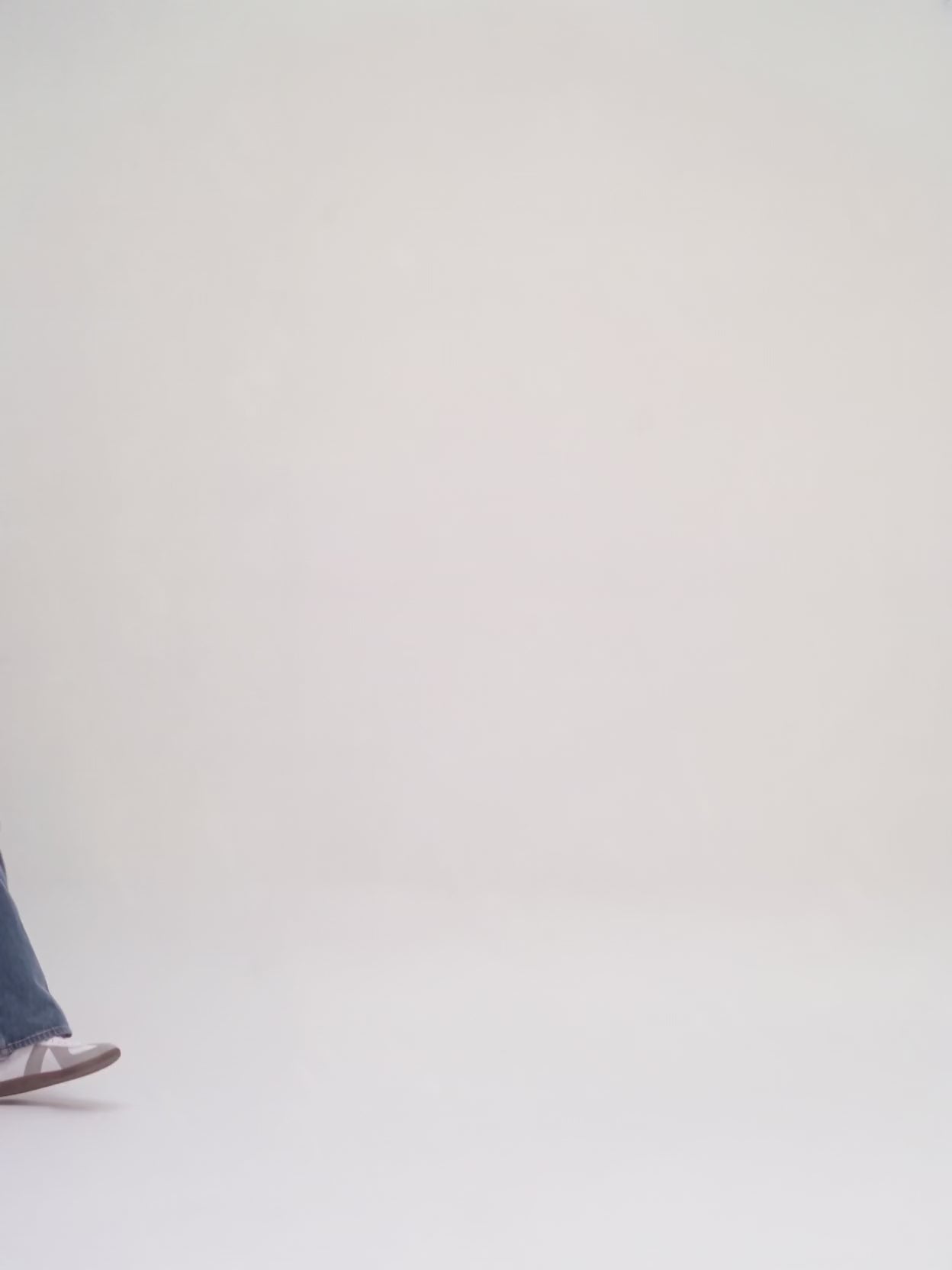 Ladda video: Bottega Veneta - Large Hobo