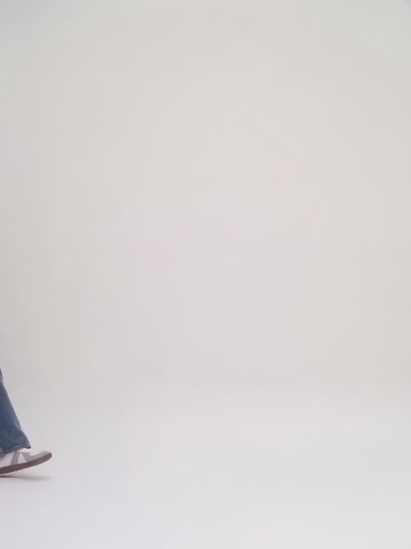 Ladda video: Bottega Veneta Large Hobo