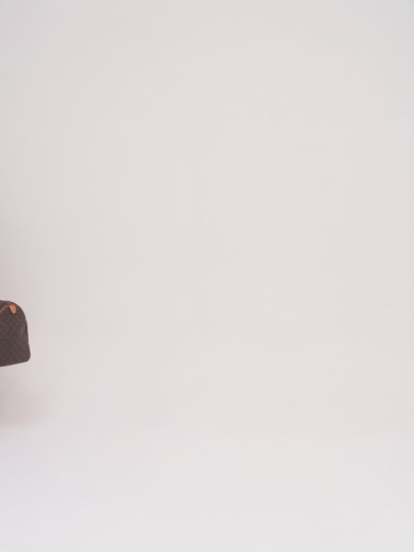 Ladda video: Louis Vuitton Keepall 55